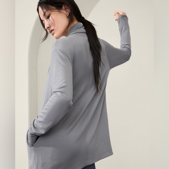 Athleta Sz S Gray Pranayama Wrap Cardigan Sweatshirt Top - Picture 2 of 6
